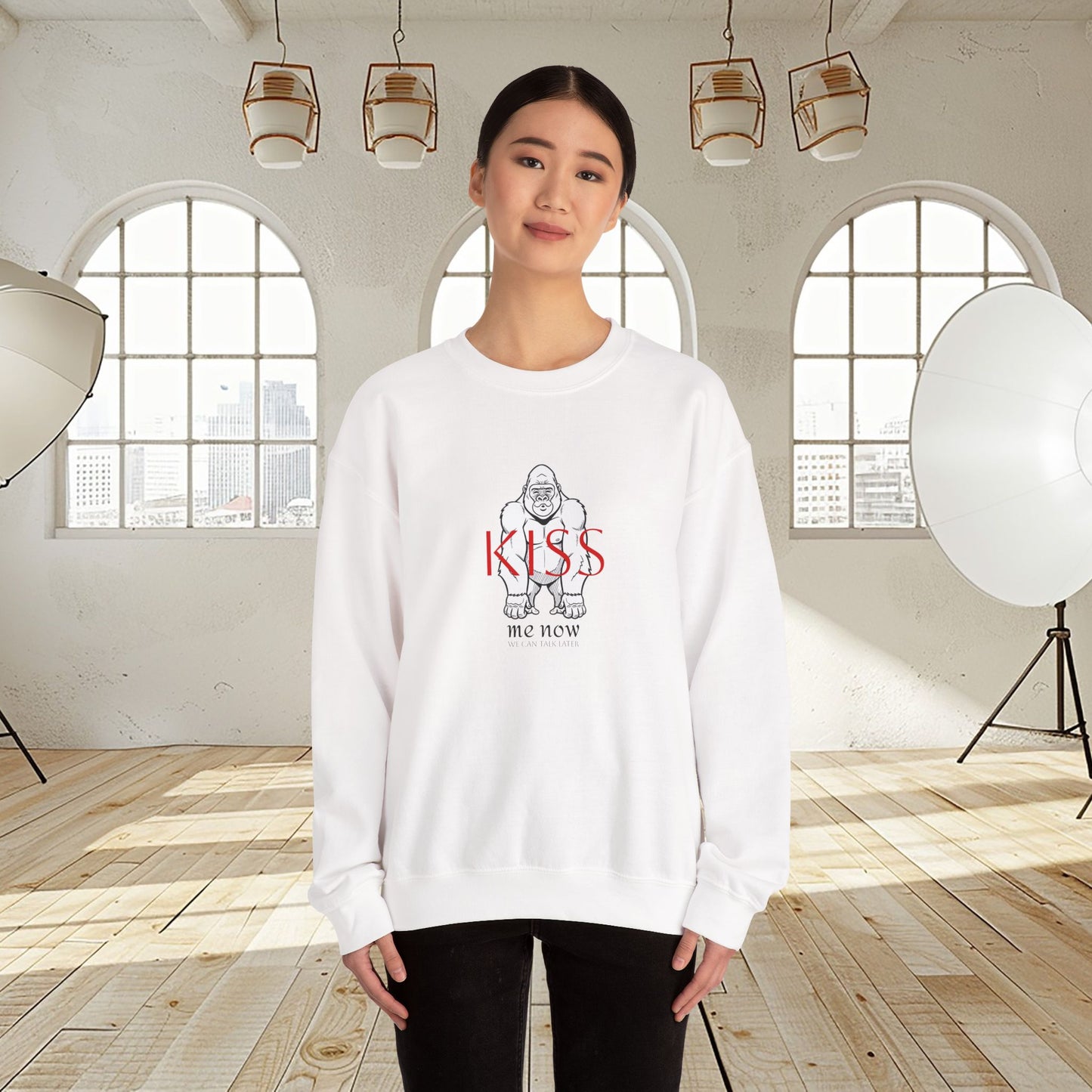 Unisex loose fit sweatshirt "KISS ME NOW"