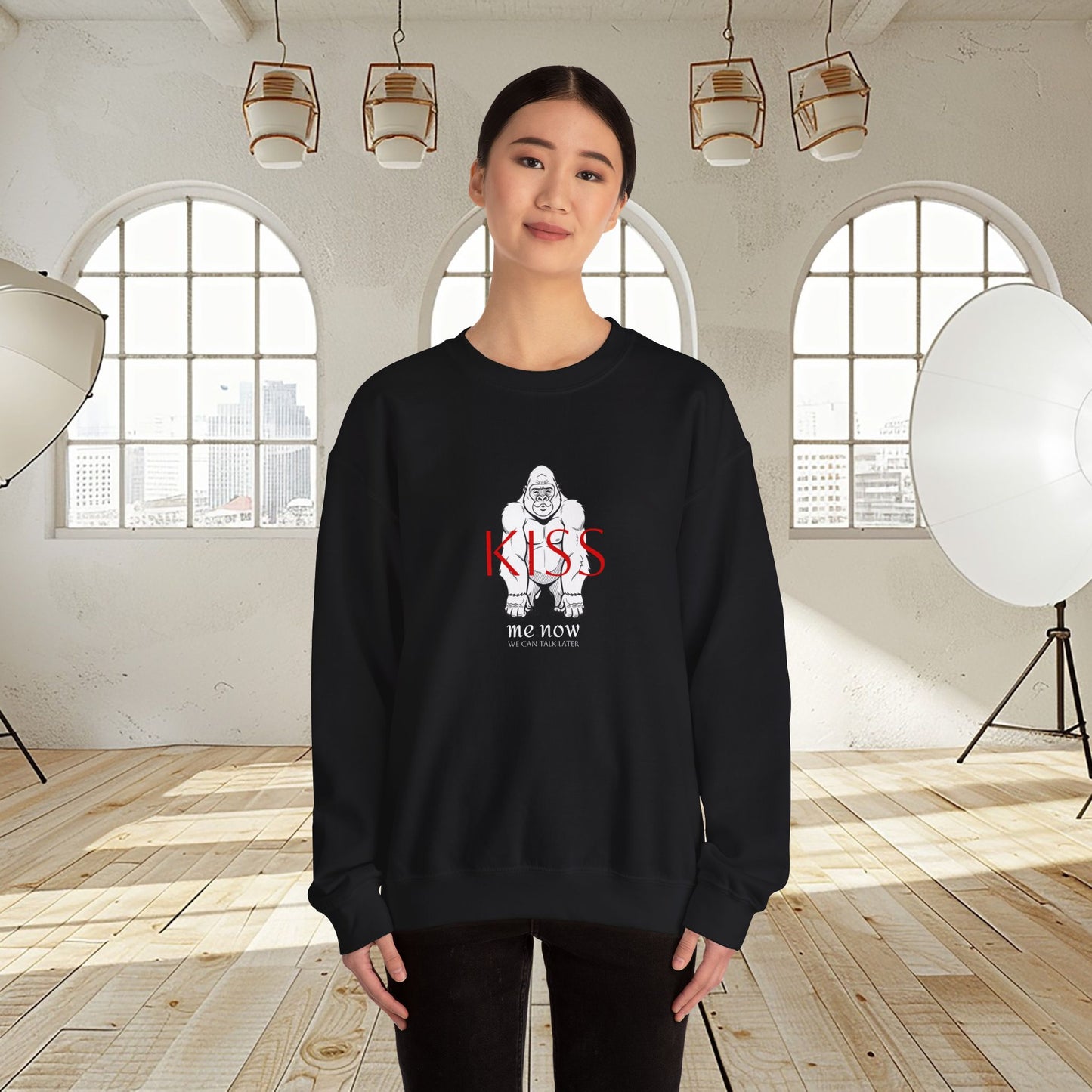Unisex loose fit sweatshirt "KISS ME NOW"